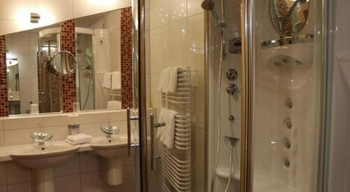 Postgasthof Thaller Apfelland, Book Hotel Anger 