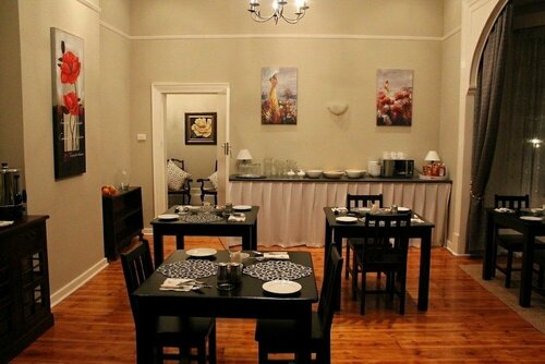 Tranquil House B&B 10 Berry St, Prenota Bed & breakfast Hotel a Eastern Cape con colazione, Colazione