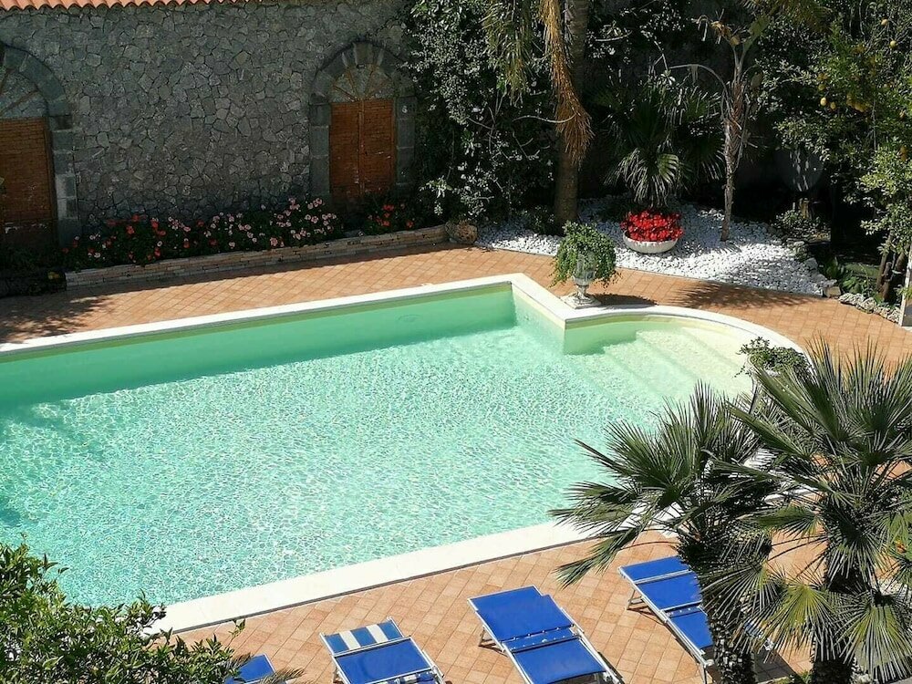 Villa le Favole Apartments