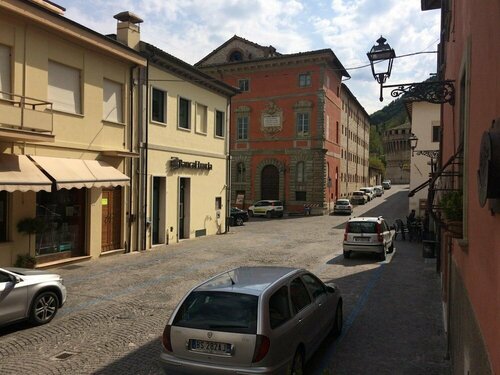 Bed & Breakfast del Teatro, Rezervați Bed and Breakfast Cagli Marche