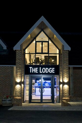 The Lodge at Kingswood, Забронировать Отель Эпсом Суррей