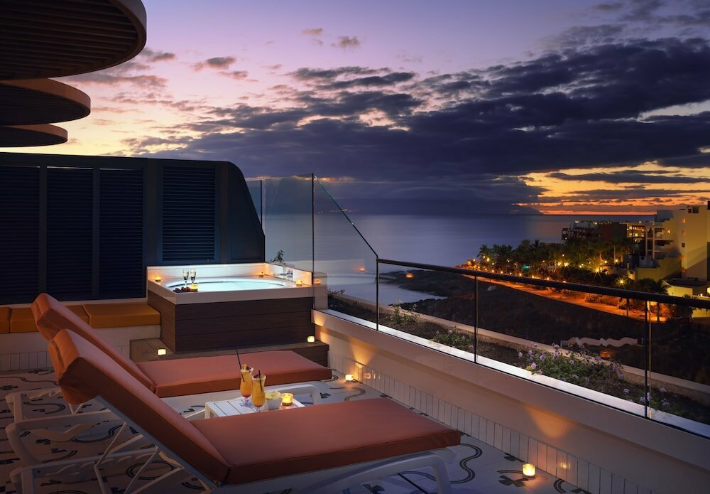 H10 Atlantic Sunset Horizons Collection