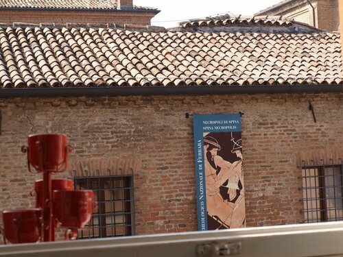 Una Notte al Museo, Забронировать Отель Феррара Эмилия-Романья, рядом с Cathedral Museum of Ferrara