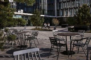 Holiday Inn - the niu, Hub Dusseldorf Messe by IHG, Забронировать Отель  
