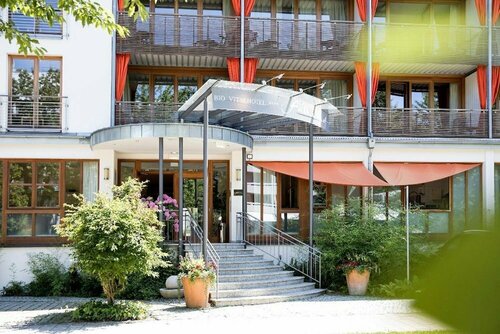 Bio Thermalhotel Falkenhof, Забронировать Отель Отели в центре Бад-Фюссинг, в центре, Парковка, Завтраки