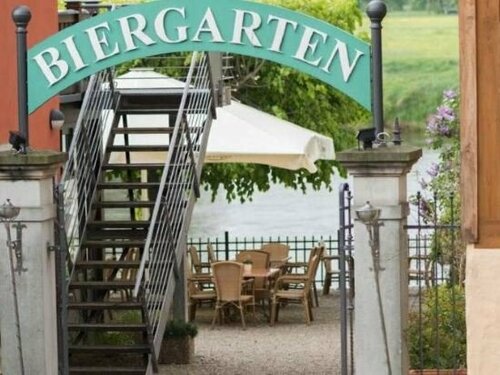 Elbterrasse Wachwitz, Забронировать Отель Отели Дрездена 3 звезды, 3*