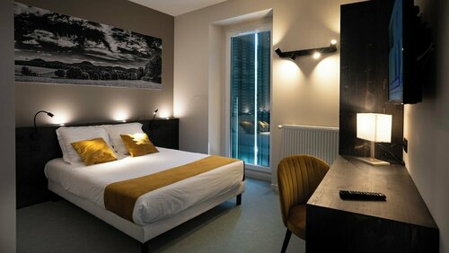 Hôtel Le Genève, Book Hotel Hoteller i Rhône-Alps med parkering, Parkering