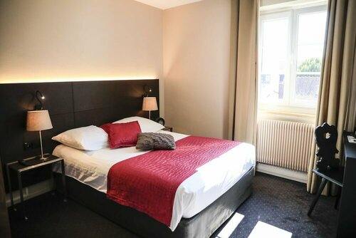 Hôtel Restaurant L'Auberge Alsacienne, Book Hostel / Vandrerhjem Hostels i Alsace, Hostel / Vandrerhjem