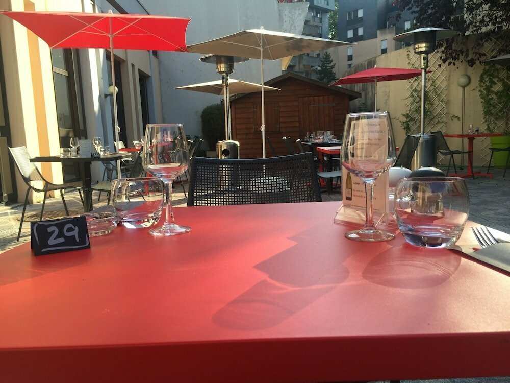 Ibis Bourges