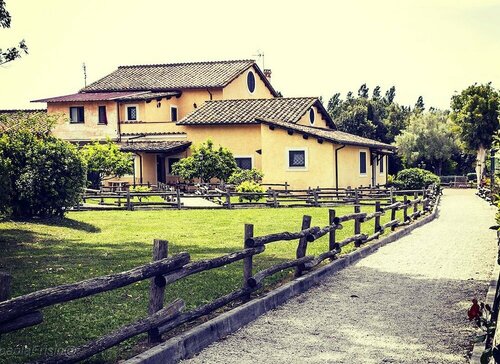 Il Casale Ostia Antica, Rezervovat Hotel Acilia Lazio