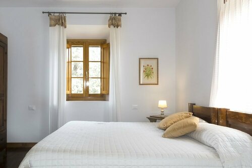 Agriturismo Podere Rondinaio, Забронировать Фермерский дом Лампореккьо Тоскана