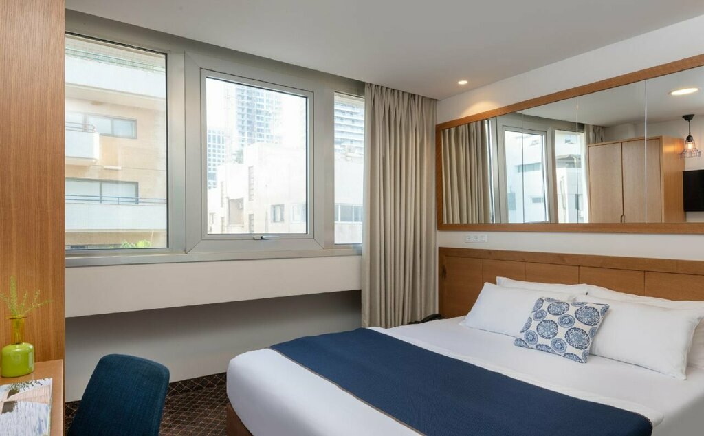 Embassy Hotel