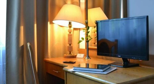 Karat, Забронировать Отель Отели Мокотув с парковкой, Парковка