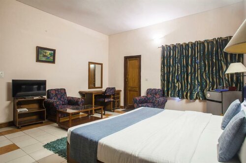 OYO 15791 Flagship Hotel Executive Hazratganj, Забронировать Отель Лакхнау штат Уттар-Прадеш