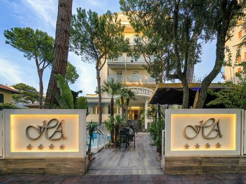 Hotel Alexander, Забронировать Отель Отели Червия 4 звезды, 4*