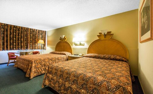 Rodeway Inn Imperial - El Centro, Забронировать Отель Отели Округа Imperial с парковкой, Парковка