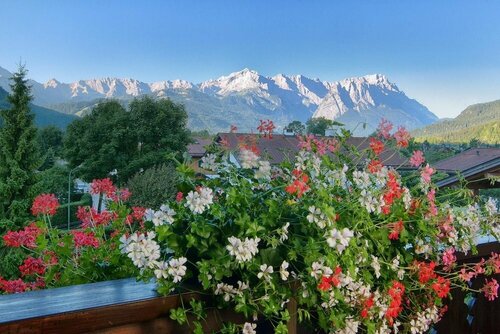 Hotel Garni Zugspitz, Reserva ahora Hotel Farchant Garmisch-Partenkirchen