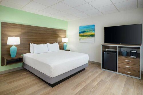 Best Western Naples Inn & Suites, Забронировать Отель Нейплс Southwest Florida