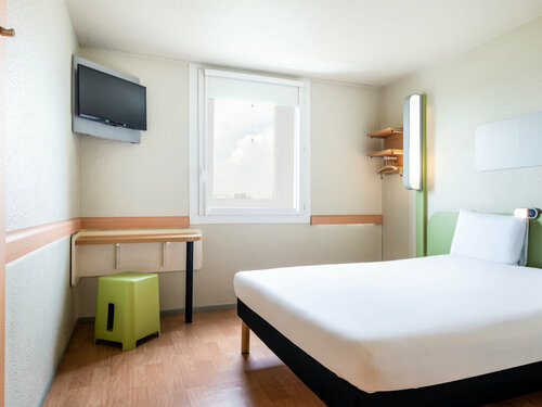 ibis Paris porte de Bercy, Забронировать Отель Шарантон-ле-Пон 12-й округ: Берси