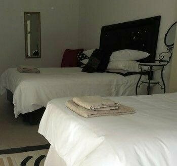 66 on Milton Guesthouse, Reservar Hotel Lombardy East Gauteng