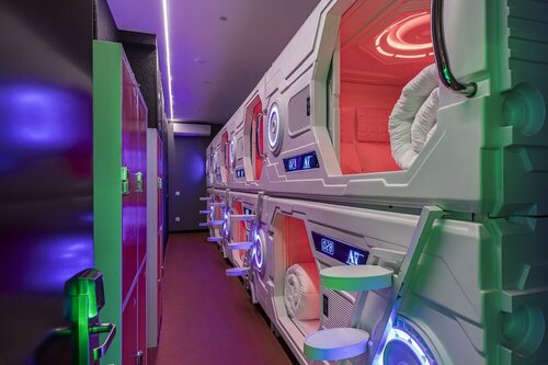Art Seven Hostel Capsules, Забронировать Хостел Хостелы Мадрида, рядом с Королевский театр, Хостел