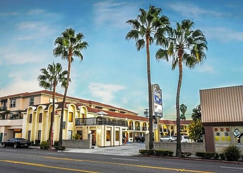 Chariot Inn Glendale - Pasadena, Забронировать Мини-отель Пасадена Большой Лос-Анджелес