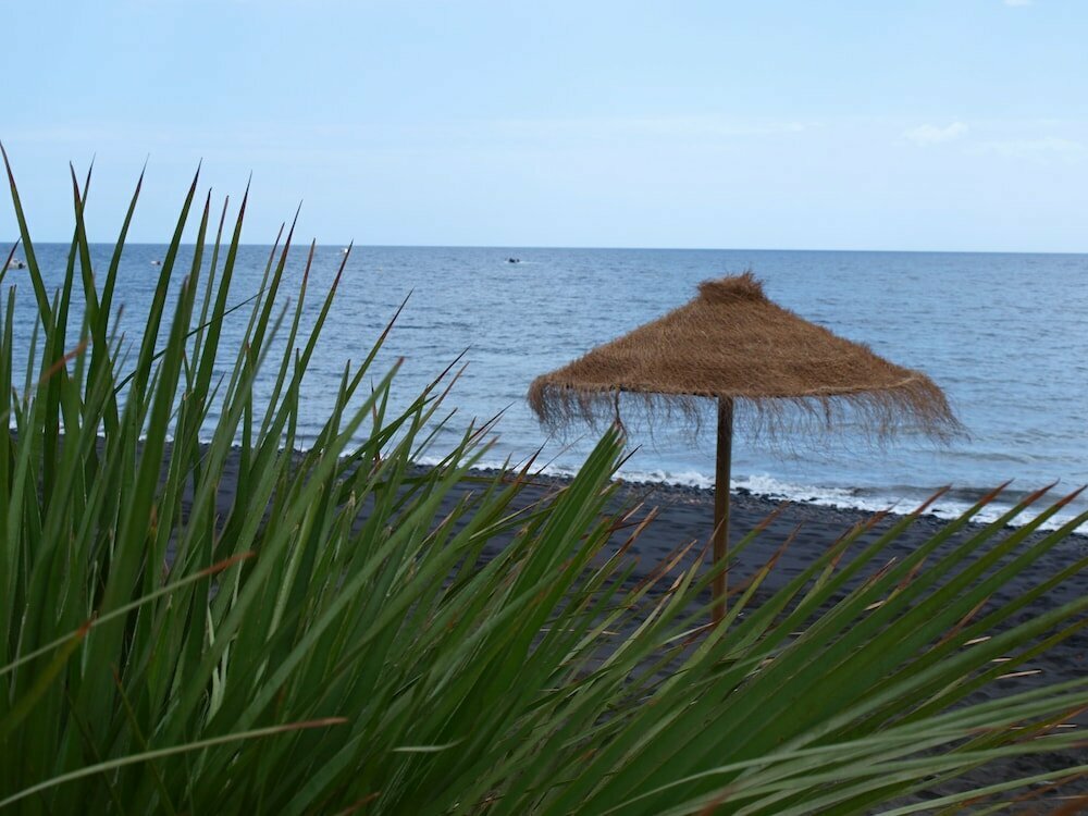 R2 Romantic Fantasia Dreams & Suites