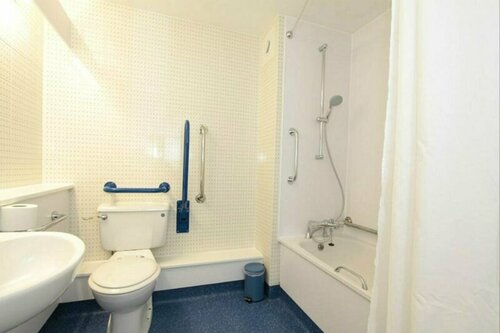 Travelodge Ipswich Stowmarket, 예약 호텔 Suffolk 주차 가능 호텔, 주차장