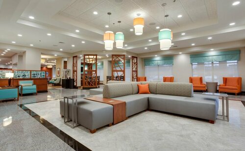 Drury Inn & Suites Charlotte Arrowood, Забронировать Отель Arrowood Шарлотте