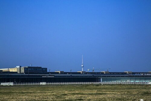 Hevals Grand Appartments Tempelhof, Rezervați Hotel Berlin Germania