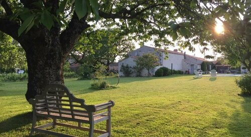 LOmbriere, Réserver Hôtel Saintes Charente-Maritime