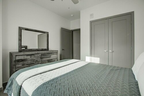 South River Residences, Забронировать Отель Отели Денвера с бассейном, рядом с Мост «Миллениум», Бассейн
