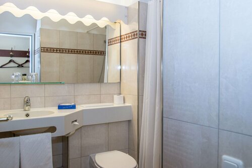 Hotel Helgoland, Book Hotel Hoteller i Hamborg med parkering, Parkering