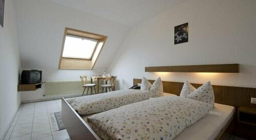 Hotel Gasthof Rössle, Забронировать Отель Отели Swabian Alps с парковкой, Парковка
