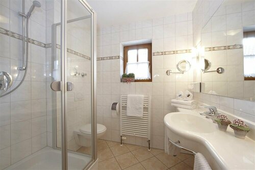 Hotel Schatten, Reserva ahora Hotel Garmisch-Partenkirchen Baviera, cerca de Wankbahn