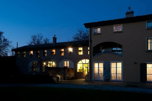 Quattrocolli B&B, Prenota Bed & breakfast Quattro Castella Emilia-Romagna
