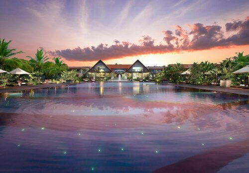 Uga Bay, Reservar Hotel Hotéis em Batticaloa District com piscina, Piscina