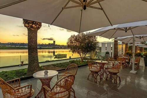 Dawliz Rabat Art & Spa, Забронировать Курортный отель Отели Сале с парковкой, Парковка