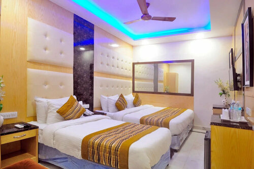 Hotel Karlo Kastle - Paharganj - New Delhi, Забронировать Отель Пахар-Ганж Нью-Дели
