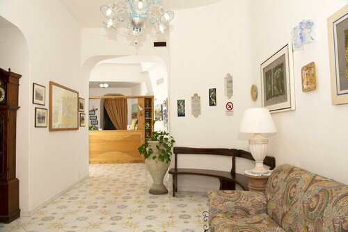 Hotel Candia, Забронировать Отель Отели Казамиччола Терме с бассейном, Бассейн