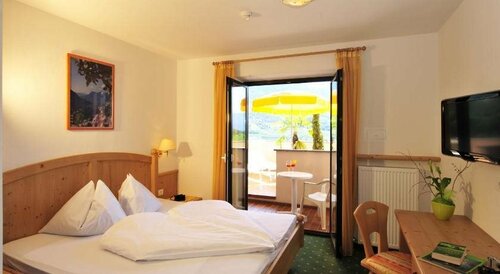 Hotel Weger, Забронировать Отель Тироло Texel Group National Park, рядом с Hochmuth - Alta Muta Cable Car