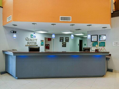 Quality Suites Sulphur, Забронировать Отель Салфер Acadiana