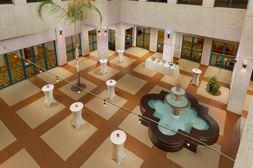 Hilton Phoenix Airport, Забронировать Отель Саут-Маунтин Финикс