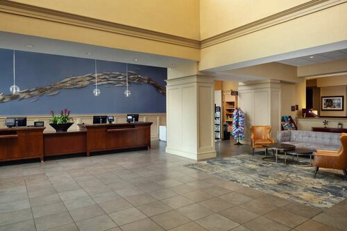DoubleTree by Hilton Boston North Shore, Buchen Sie Hotel  