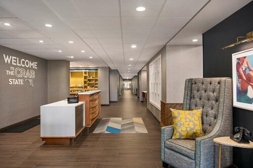 Hampton Inn & Suites Ocean City West, Забронировать Отель Запад Ошен Сити Оушен-Сити, рядом с Grand Prix Amusements
