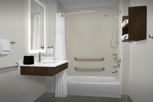 Staybridge Suites Columbia by IHG, Забронировать Отель Колумбия Congaree National Park, рядом с Греческая православная церковь Святой Троицы