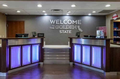 Hampton Inn Norco-Corona-Eastvale, Забронировать Отель Отели Иствейл с парковкой, Парковка