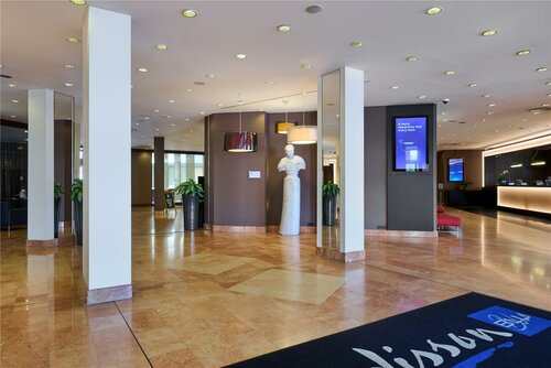 Radisson Blu Sobieski, Réserver Hôtel Hôtels à Ochota avec parking, Parking