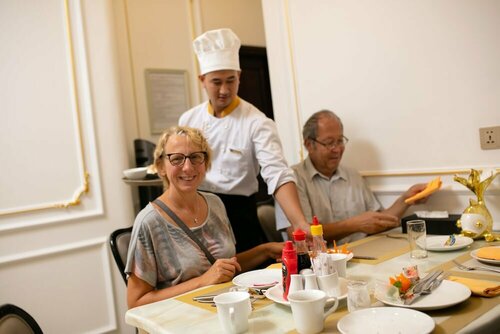 Royal Holiday Hanoi Hotel, Забронировать Отель Отели в центре Ханоя с завтраком, отели в центре Ханоя с завтраком