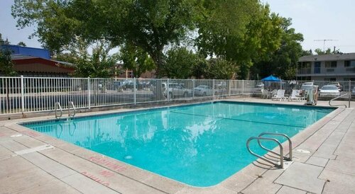 Motel 6 Rancho Cordova, Buchen Sie Motel Rancho Cordova Kalifornien